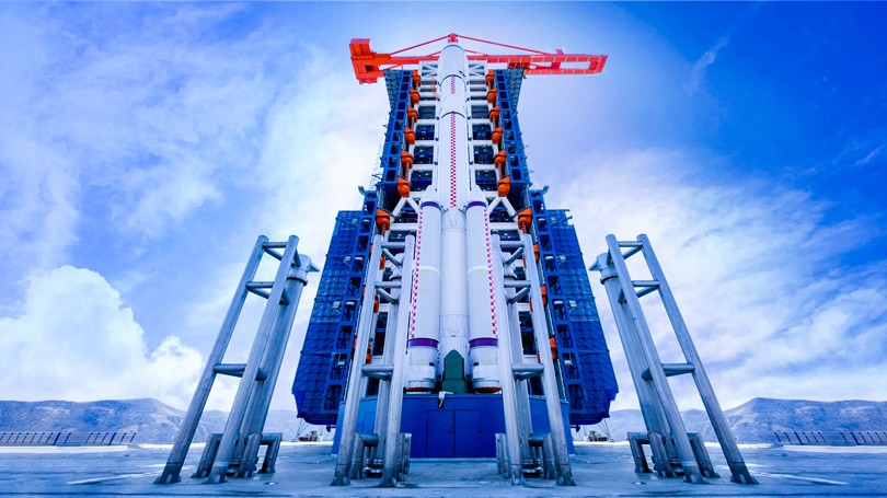 4-bwin必赢100t塔式起重机服务于太原卫星发射基地.jpg